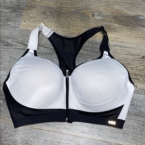 VS x Sport 36DDD